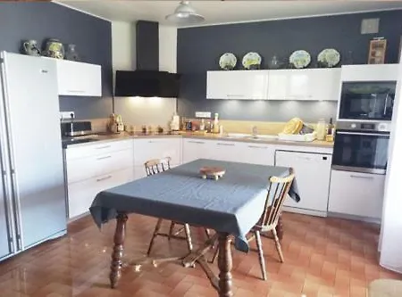 Holiday home Location Bernadas Sur Paradise-location-maison *