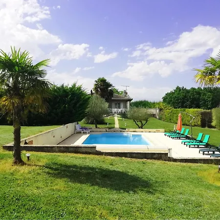 Holiday home Location Bernadas Sur Paradise-location-maison Montaigu-de-Quercy